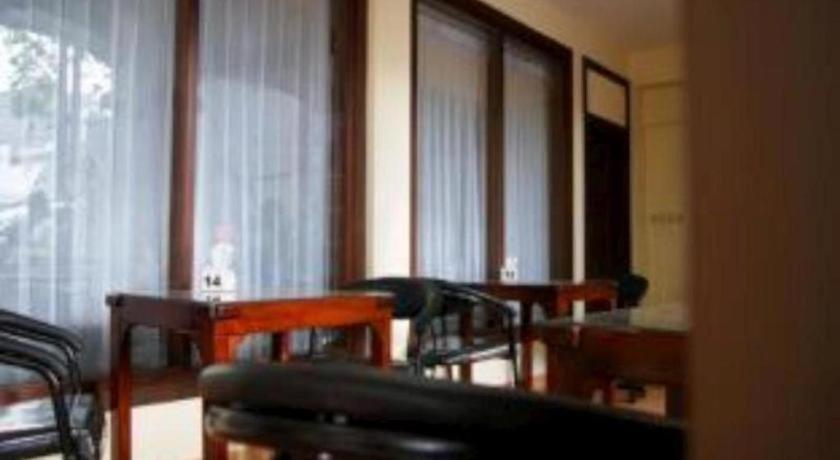 Grand Sumatera Hotel Surabaja Zewnętrze zdjęcie