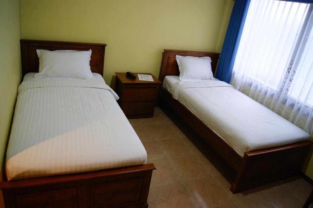 Grand Sumatera Hotel Surabaja Pokój zdjęcie